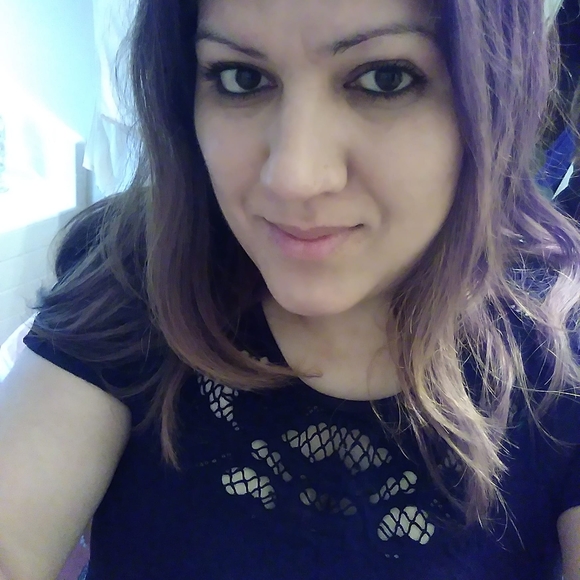 Meet your Posher, Sameera - Picture 1 of 1